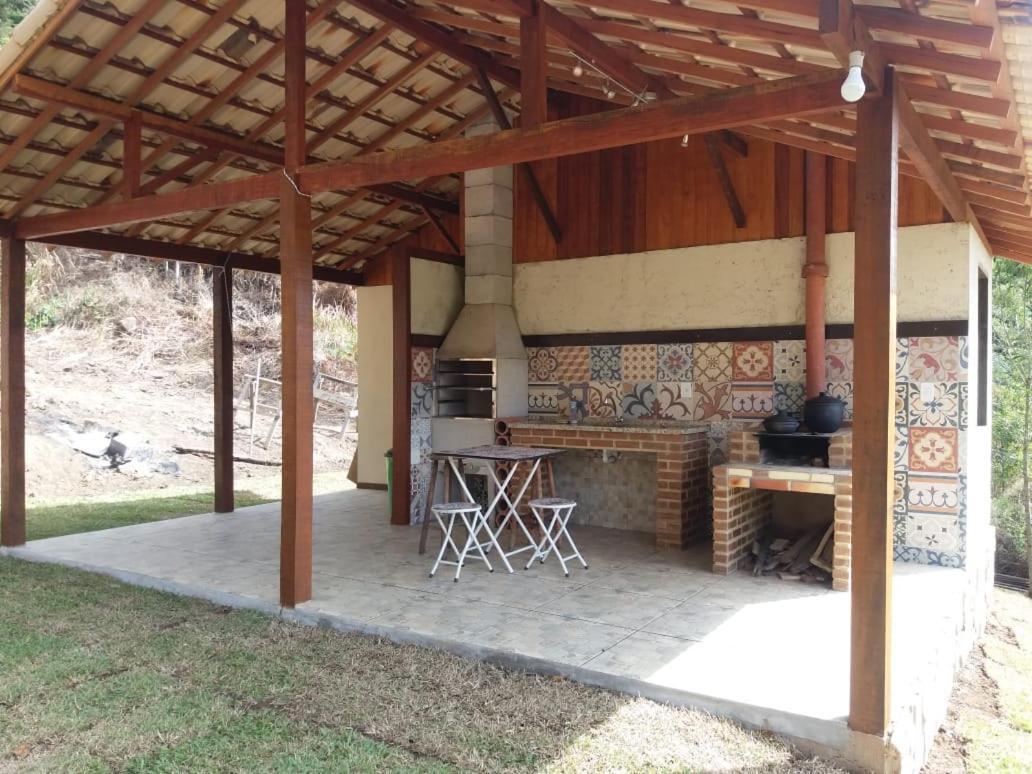 Vila Chale Com Agua De Nascente E Com Vista Panoramica Lumiar Exteriér fotografie